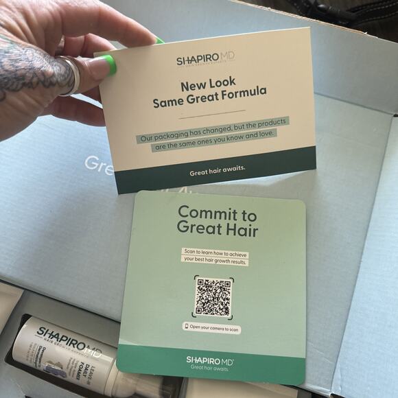 Women's Hair Regrowth Kit: Shampoo, Conditioner, 2% Minoxidil, Leave-In Foam - Picture 14 of 15